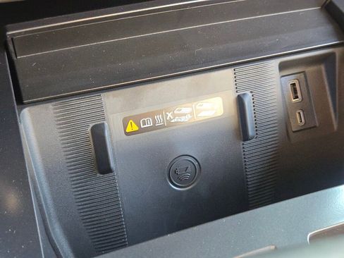 New 2025 GMC Hummer EV 2X image 33