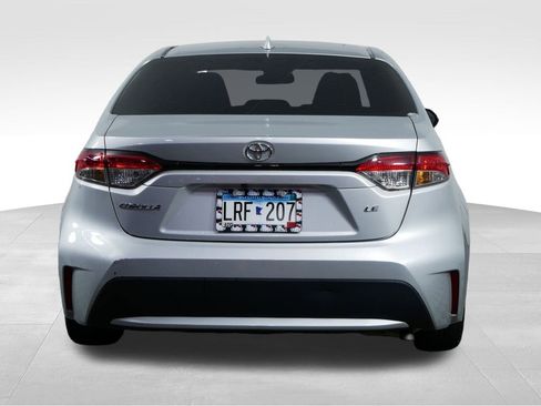 Used 2021 Toyota Corolla LE image 8