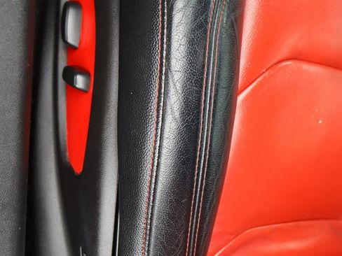 Used 2018 Chevrolet Camaro LT image 11