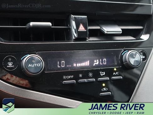 Used 2024 Toyota Camry XSE FWD image 35