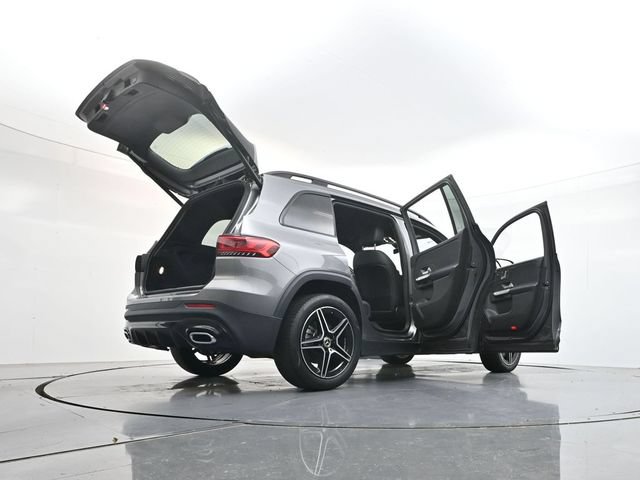 Used 2023 Mercedes-Benz GLB 250 image 57