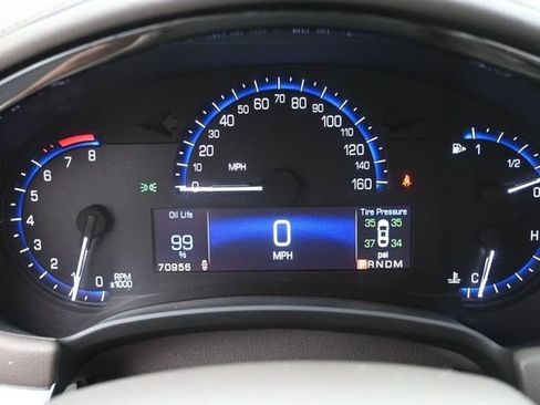 Used 2015 Cadillac XTS FWD image 30