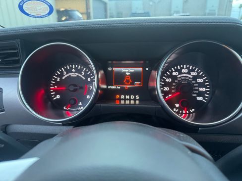 Used 2023 Ford Mustang Premium image 14