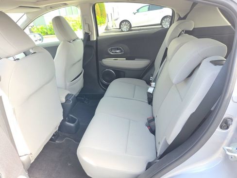 Used 2022 Honda HR-V EX image 5