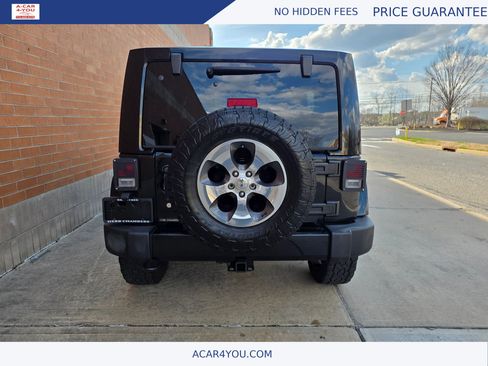 Used 2017 Jeep Wrangler Unlimited Sahara w/ Dual Top Group AWD/4WD image 20