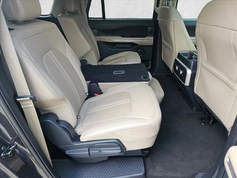 Used 2024 Ford Expedition Max Limited RWD image 21