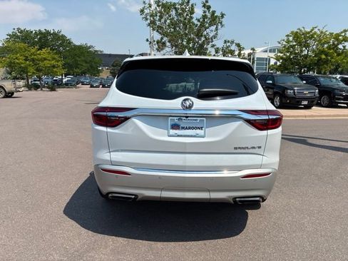 Used 2019 Buick Enclave Premium w/ Experience Buick Package FWD image 5