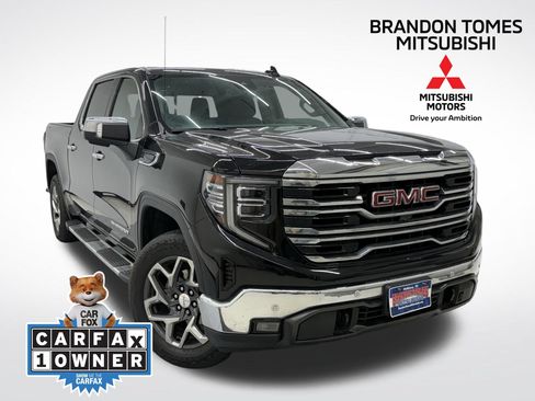 Used 2022 GMC Sierra 1500 SLT AWD/4WD image 1