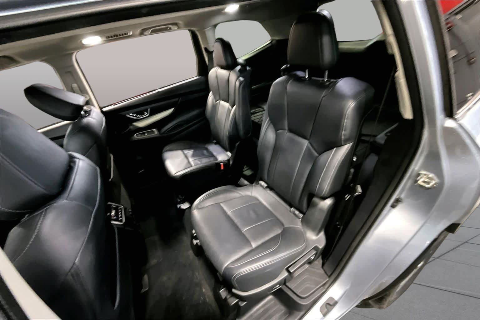 Used 2019 Subaru Ascent Limited w/ Popular Package #3 AWD/4WD image 18