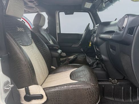 Used 2013 Jeep Wrangler Sport image 12