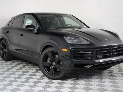New 2026 Porsche Cayenne Coupe image 9