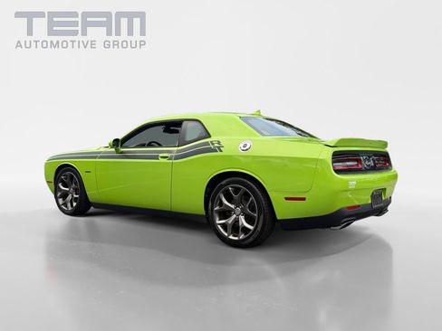 Used 2015 Dodge Challenger R/T w/ Quick Order Package 22B R/T RWD image 5