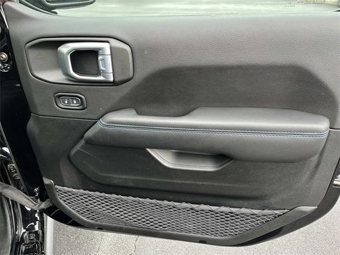 Used 2023 Jeep Wrangler Rubicon w/ Steel Bumper Group image 22