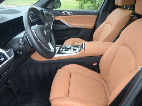 Used 2026 BMW X5 xDrive40i image 11