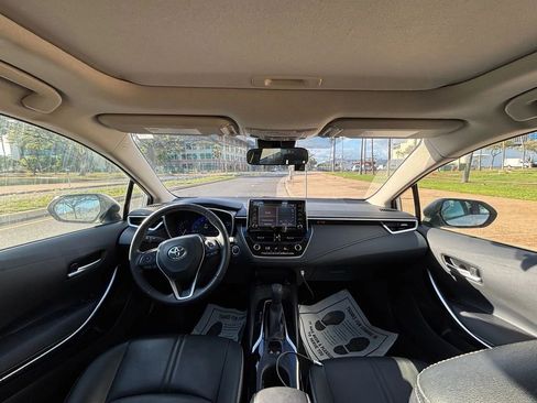 Used 2021 Toyota Corolla XLE image 10