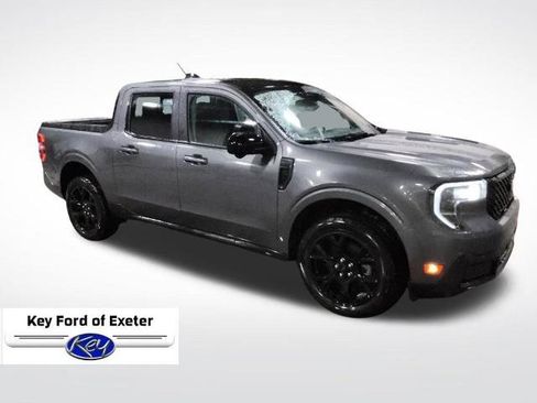 Certified 2025 Ford Maverick Lariat w/ Black Appearance Package AWD/4WD image 2