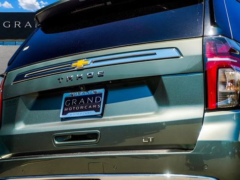 Used 2024 Chevrolet Tahoe LT AWD/4WD image 46