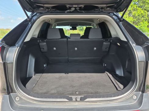 Used 2023 Toyota RAV4 LE FWD image 23
