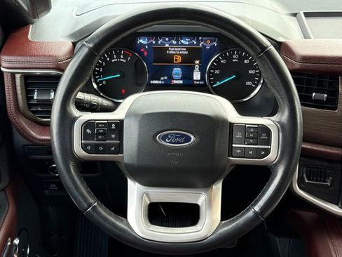 Used 2024 Ford Expedition Limited AWD/4WD image 15