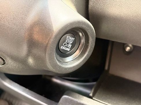 Used 2025 RAM ProMaster 2500 w/ U-Haul Equipment Group FWD image 15