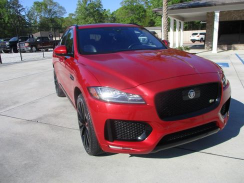 Used 2020 Jaguar F-PACE S image 13