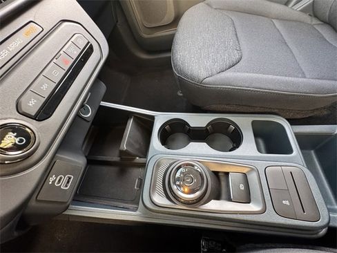 New 2025 Ford Maverick XL w/ Equipment Group 101A image 31