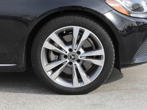 Used 2018 Mercedes-Benz C 300 4MATIC Sedan w/ Multimedia Package image 11