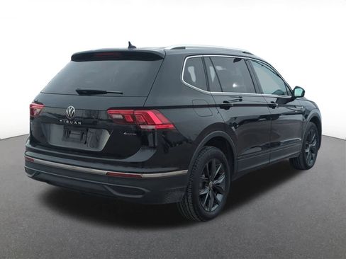 Used 2022 Volkswagen Tiguan SE image 6