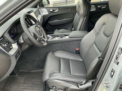 New 2026 Volvo XC60 B5 Ultra w/ Climate Package AWD/4WD image 14