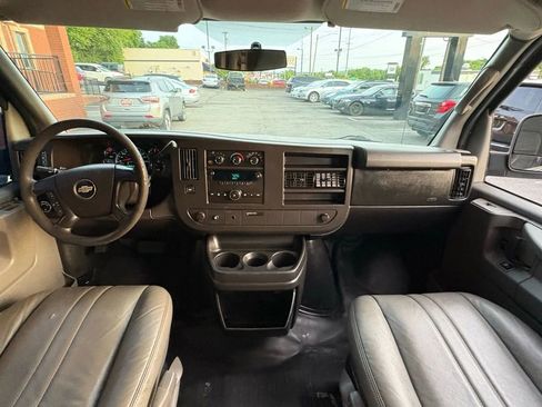 Used 2013 Chevrolet Express 1500 w/ Power Package image 19