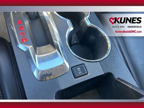 Used 2016 GMC Terrain SLT image 31