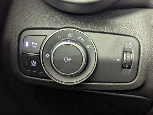 Used 2024 Alfa Romeo Giulia Veloce AWD/4WD image 48