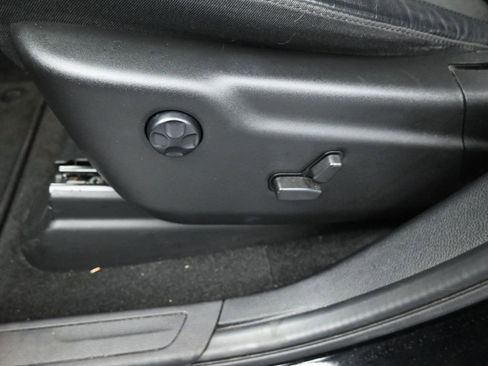 Used 2022 Jeep Grand Cherokee Laredo X image 25