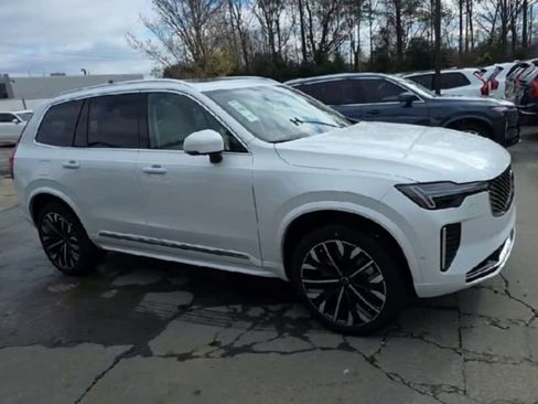 New 2026 Volvo XC90 T8 Ultra w/ Protection Package Premier image 6