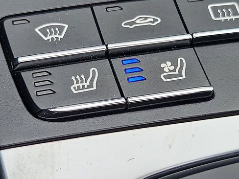 Used 2019 Porsche 718 Boxster S image 22