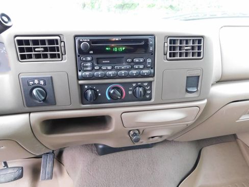 Used 2000 Ford F350 Lariat AWD/4WD image 10