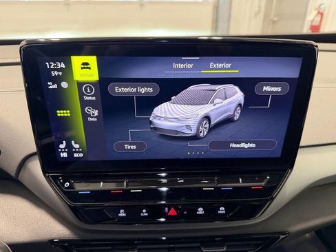 Used 2023 Volkswagen ID.4 Pro image 30