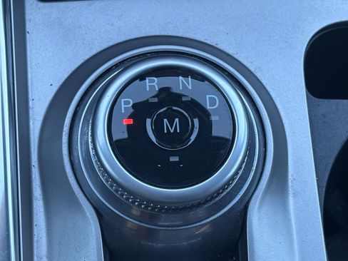 Used 2020 Ford Explorer XLT w/ Equipment Group 202A image 26