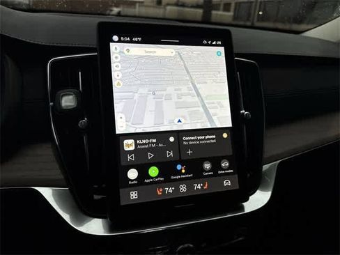 Used 2025 Volvo XC90 B6 Plus w/ Protection Package Premier image 24