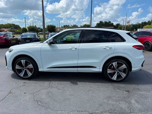 Used 2025 Audi SQ5 Premium Plus AWD/4WD image 8