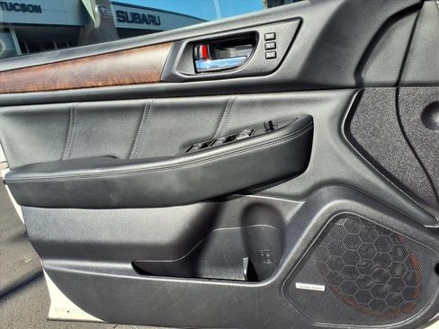 Used 2018 Subaru Outback 2.5i Limited image 25