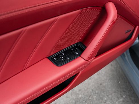 Used 2026 Porsche 911 Carrera GTS image 25