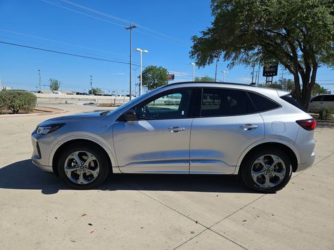 Used 2024 Ford Escape ST-Line FWD image 6