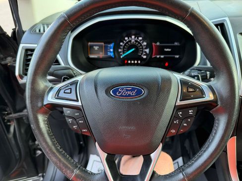Used 2015 Ford Edge SEL w/ Equipment Group 201A AWD/4WD image 16