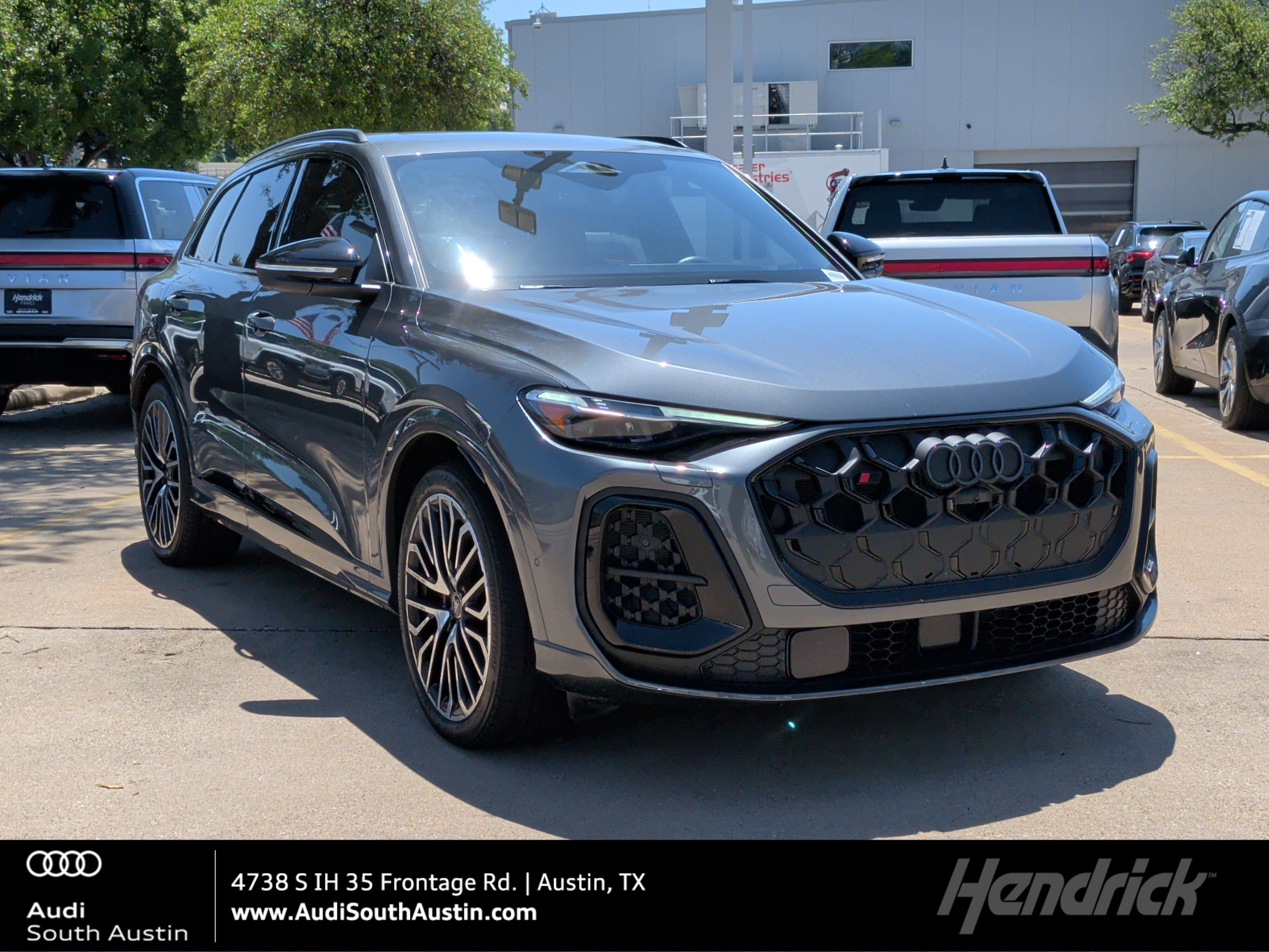 Certified 2025 Audi SQ5 Premium Plus AWD/4WD image 1
