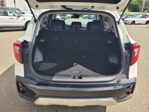 Used 2024 Kia Seltos S FWD image 8
