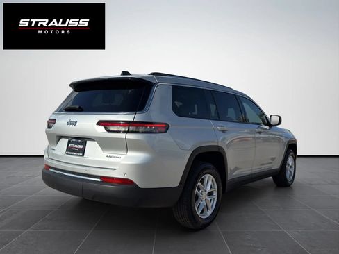 Used 2023 Jeep Grand Cherokee L Laredo AWD/4WD image 10
