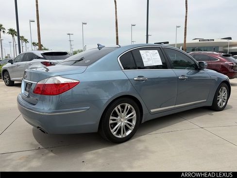 Used 2011 Hyundai Genesis 4.6 RWD image 6