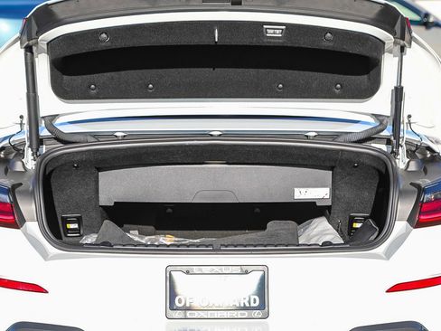 Used 2025 BMW 840i Convertible w/ Comfort Seating Package image 24