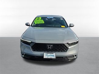 Used 2023 Honda Accord Touring video 2